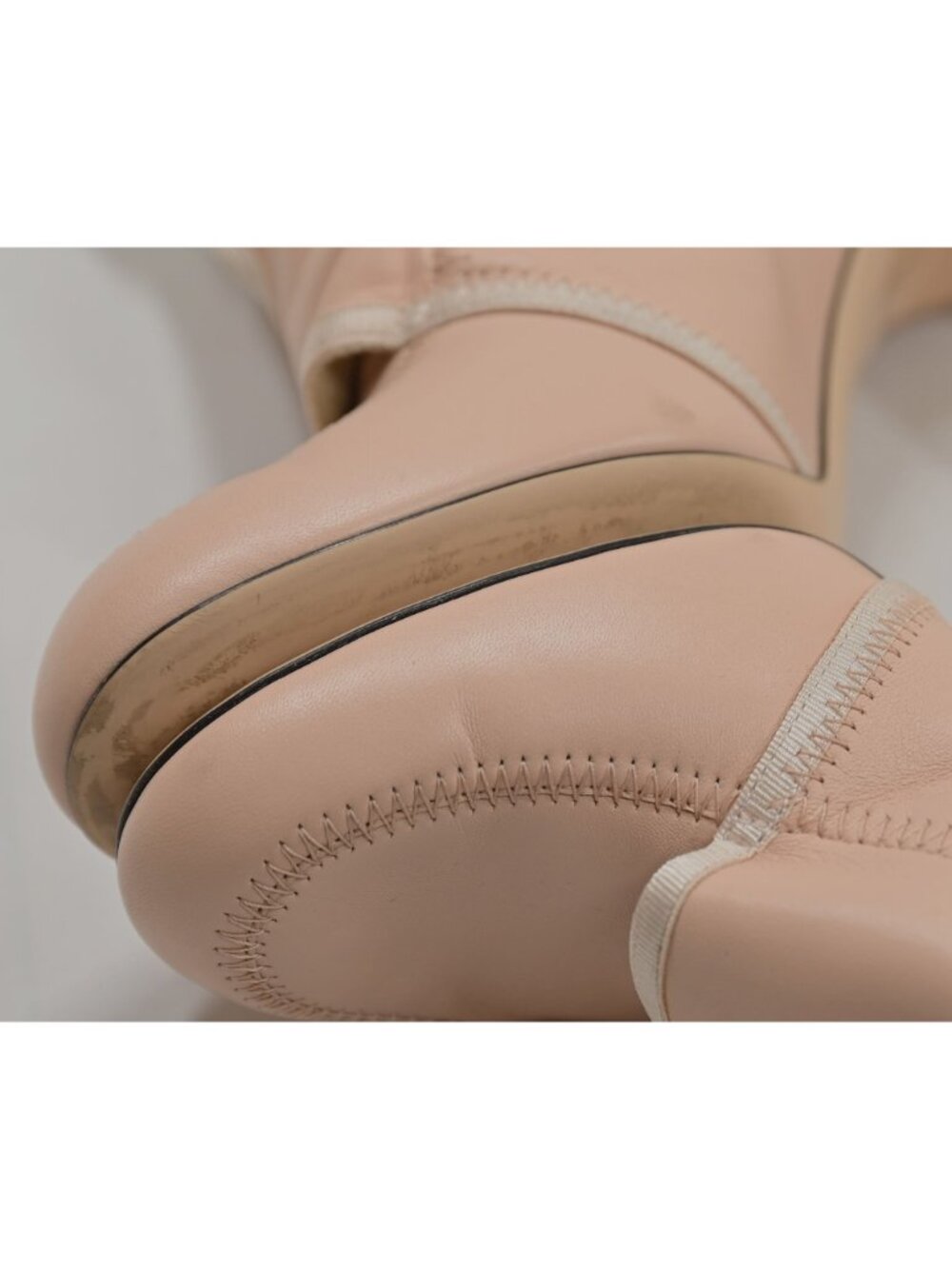 Fendi Promenade Lamb Leather Bootie in Rosa - Picture 5 of 12